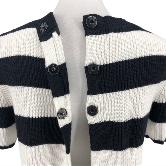 Banana Republic Black & White Knit Blouse, Size S - Picture 5 of 9
